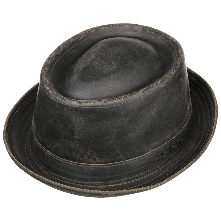 Stetson Porkpie CO/PES Deep Brown Oilskin Look - Hat fra Stetson hos The Prince Webshop